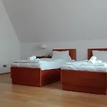 Pensionat Dykova - Former Jana, Domov Mladeze 2*