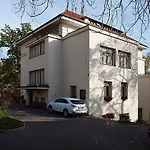 Dykova - Former Jana, Domov Mladeze Pensionat
