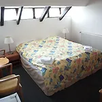 Dykova - Former Jana, Domov Mládeže 2* Praga