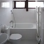 Affittacamere Dykova - Former Jana, Domov Mládeže 2*