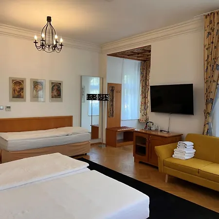 Jana - Domov Mládeže Casa de hóspedes Praga