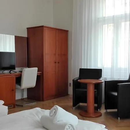 Jana - Domov Mládeže Casa de hóspedes