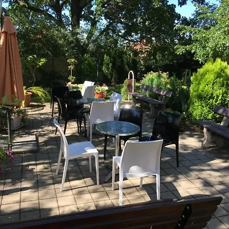 Casa de hóspedes Jana - Domov Mládeže 2*
