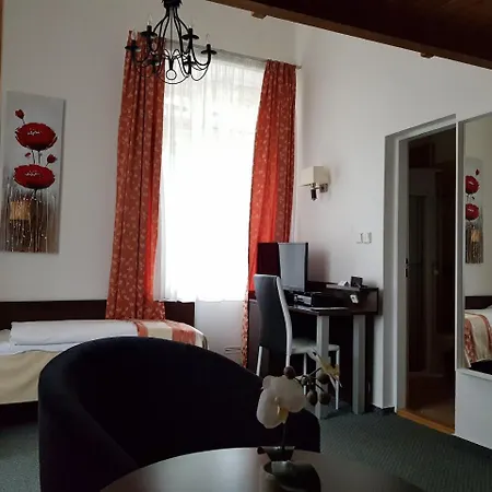 Jana - Domov Mládeže
