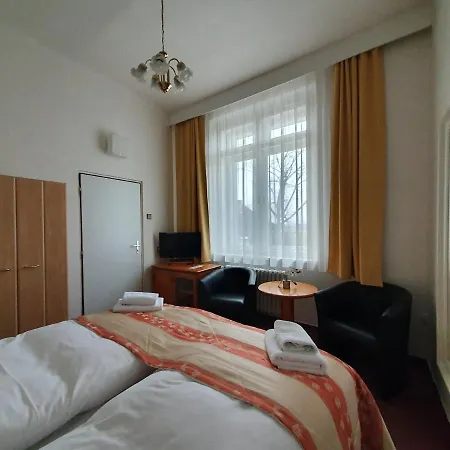 Casa de hóspedes Jana - Domov Mládeže