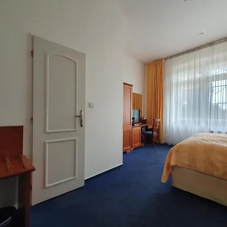 Casa de hóspedes Jana - Domov Mládeže