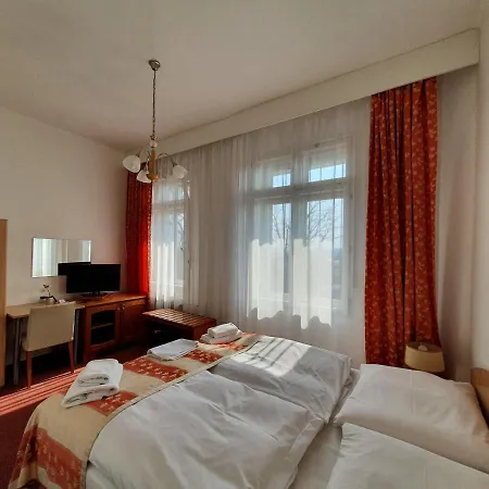 Casa de hóspedes Jana - Domov Mládeže 2*