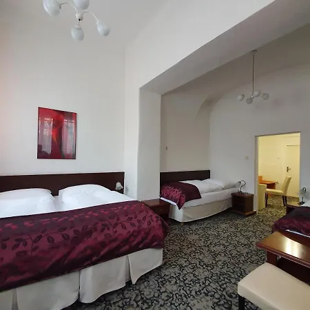 Casa de hóspedes Jana - Domov Mládeže
