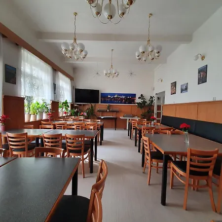 Casa de hóspedes Jana - Domov Mládeže 2*