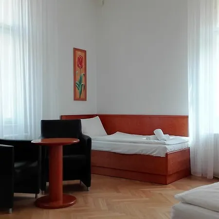 Jana - Domov Mladeze Praga